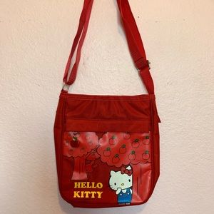 ✨HELLO KITTY SHOULDER BAG ✨